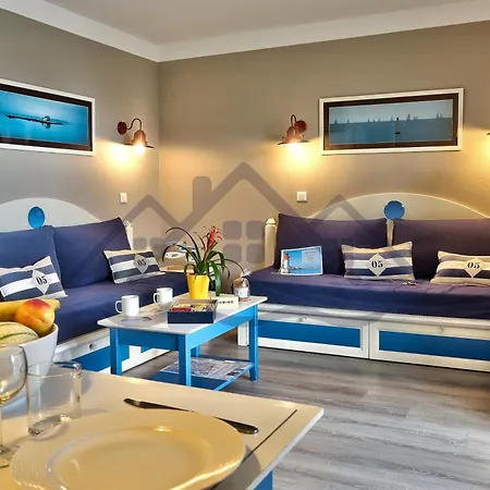 Localise - A05 - Plain-pied Avec Petite Vue Donnant Sur La Piscine Et Le Jardin - Grande Salle De Bain - Wifi Inclus - Draps Inclus - Animaux Bienvenus - Parking Gratuit Lägenhet