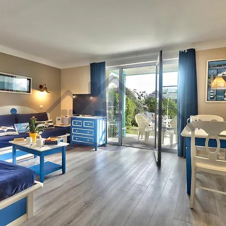 Lägenhet Localise - A05 - Plain-pied Avec Petite Vue Donnant Sur La Piscine Et Le Jardin - Grande Salle De Bain - Wifi Inclus - Draps Inclus - Animaux Bienvenus - Parking Gratuit Guilvinec