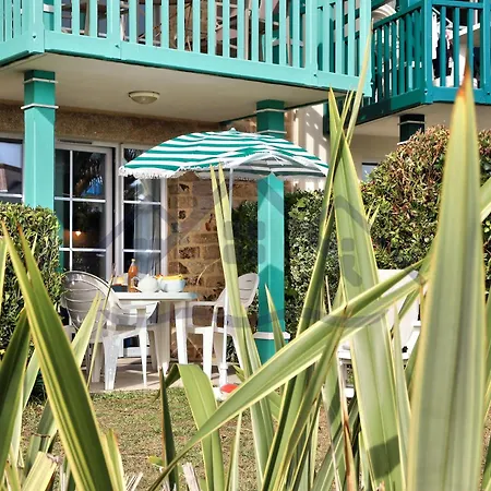 Localise A05: Vue Et Piscine Avec Wifi Et Parking Gratuit Guilvinec