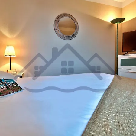Localise A05: Vue Et Piscine Avec Wifi Et Parking Gratuit *